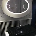 아파트 Boutique