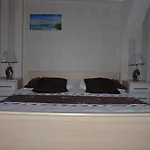 Boutique 우스트카